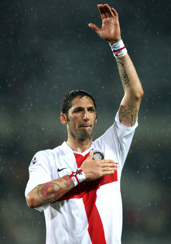 Shams：小瓦格纳左脚踝严重扭伤，左腿没有结构性损伤