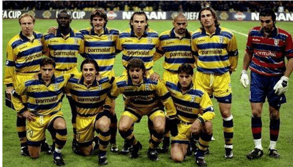 曼联非洲杯三国脚下轮恐缺阵，仍在谈判！阿莫林披露德里赫特伤情