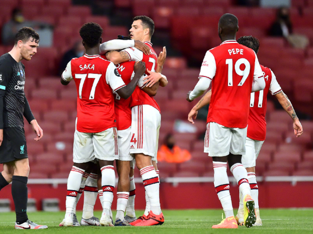 斯基拉：桑托斯正在努力推进内马尔续约，俱乐部有信心留下他