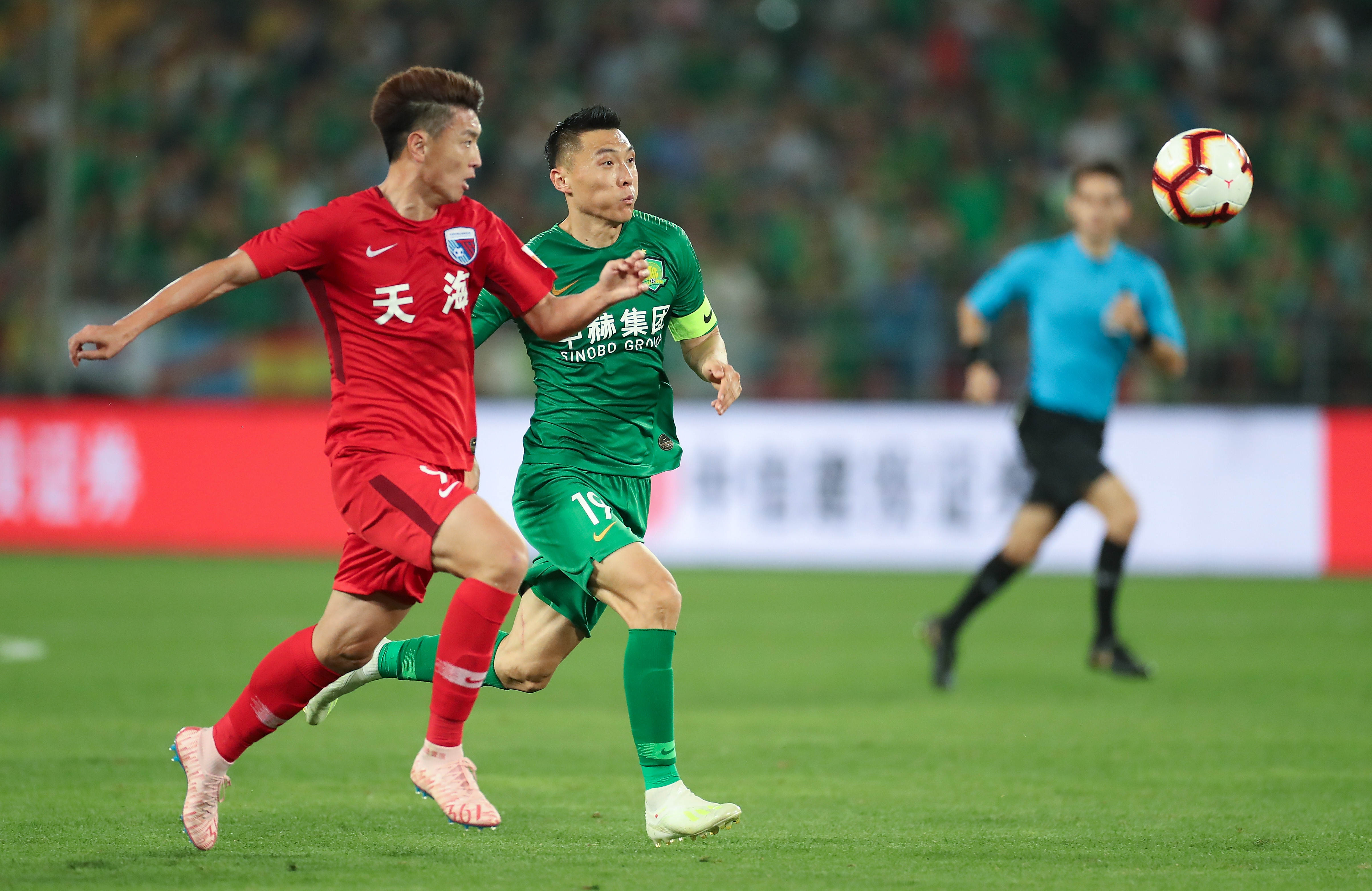 湖人伤病报告：詹姆斯出战成疑，东契奇不在内，斯玛特缺席