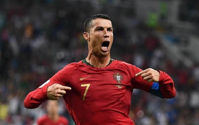 科林斯：我对保罗只有爱和尊重，但他不在这后确实安静了很多