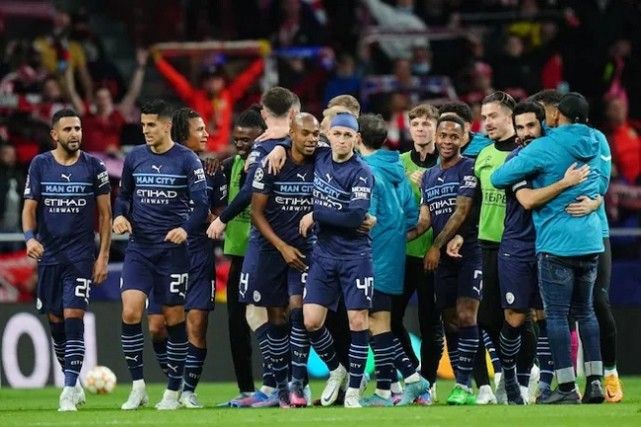 半场战报：温哥华白浪2-0洛杉矶，拉沃尔达、萨比建功