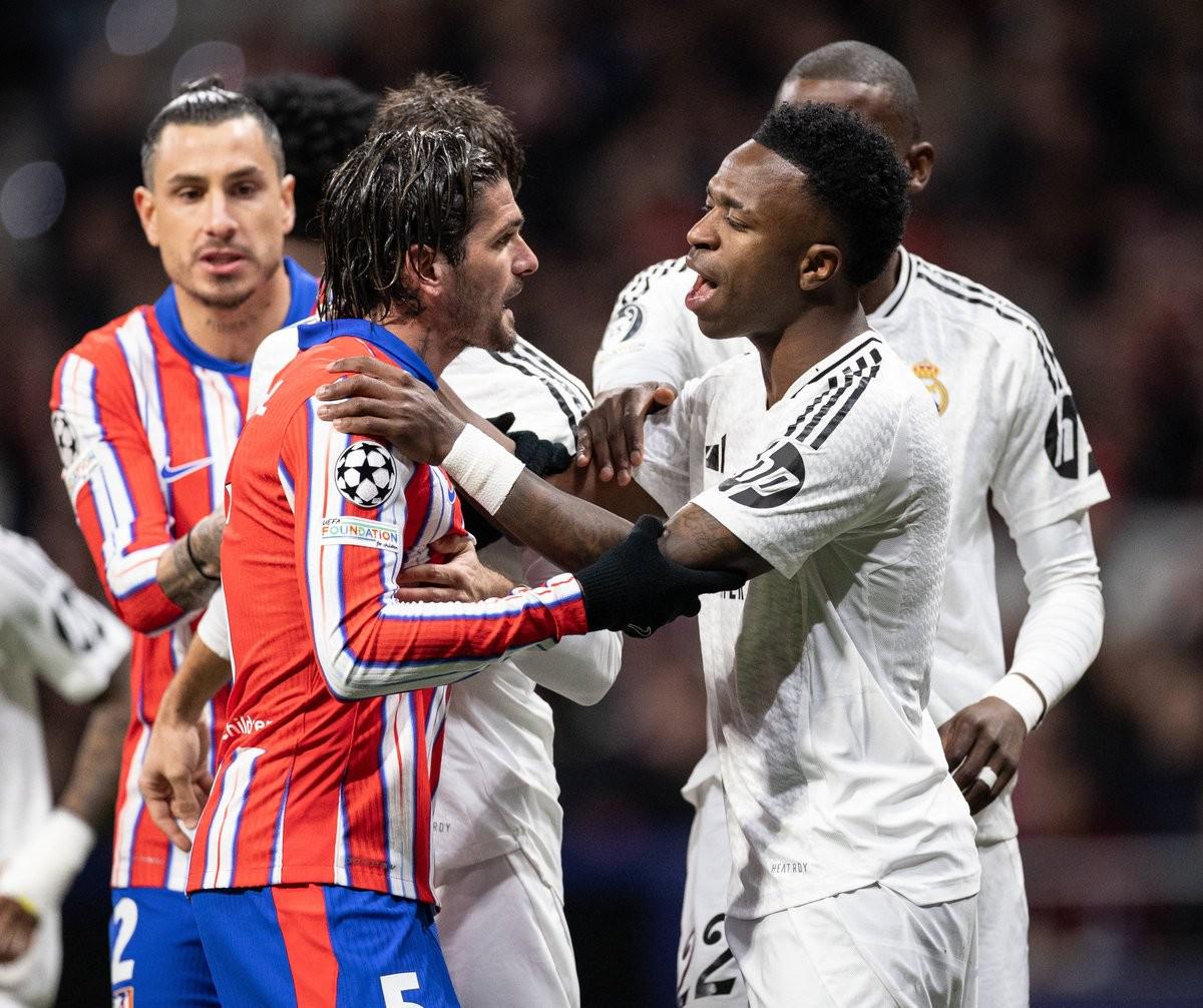 给我整的以为罗哥骗点球了一样，原来只是罚点球。。。